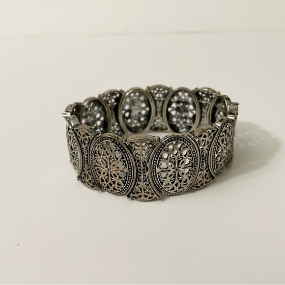 Vintage Silver Tone Filigree Stretch Bracelet - Picture 1 of 13